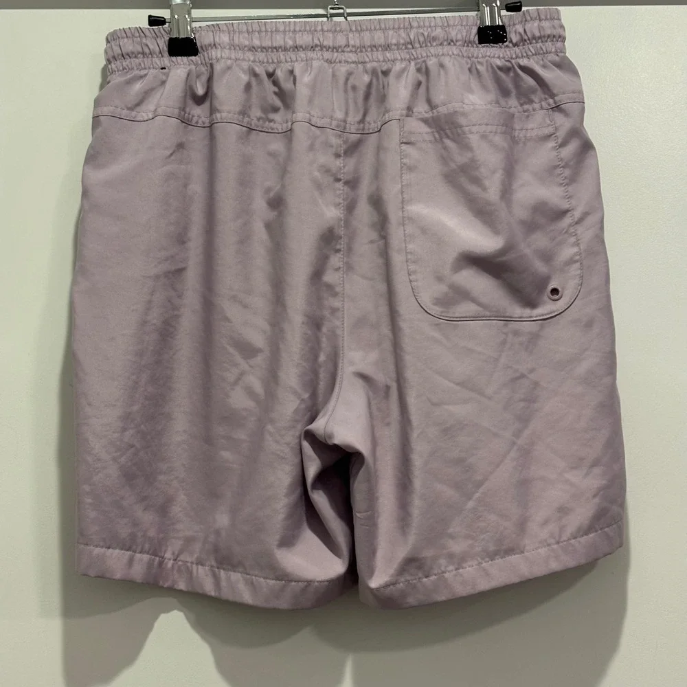 Nike Mens Sportswear Woven Flow Shorts Lavender Purple Small AR2382-530